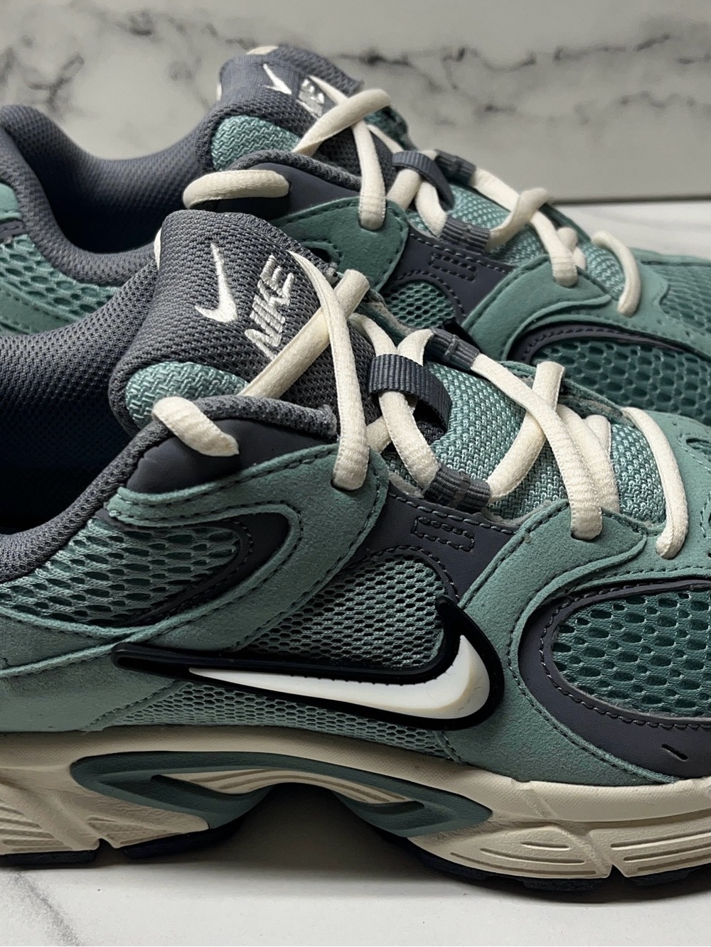 Nike V5 RNR Women’s Shoes Size 7.5